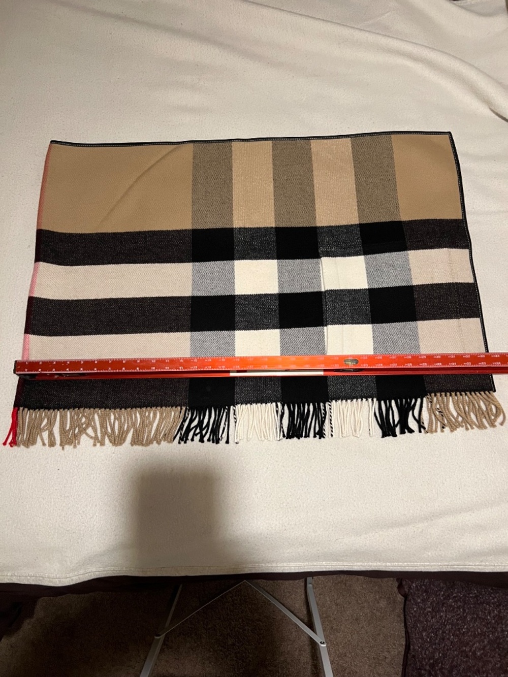 Burberry Cape - Picture 7 of 7